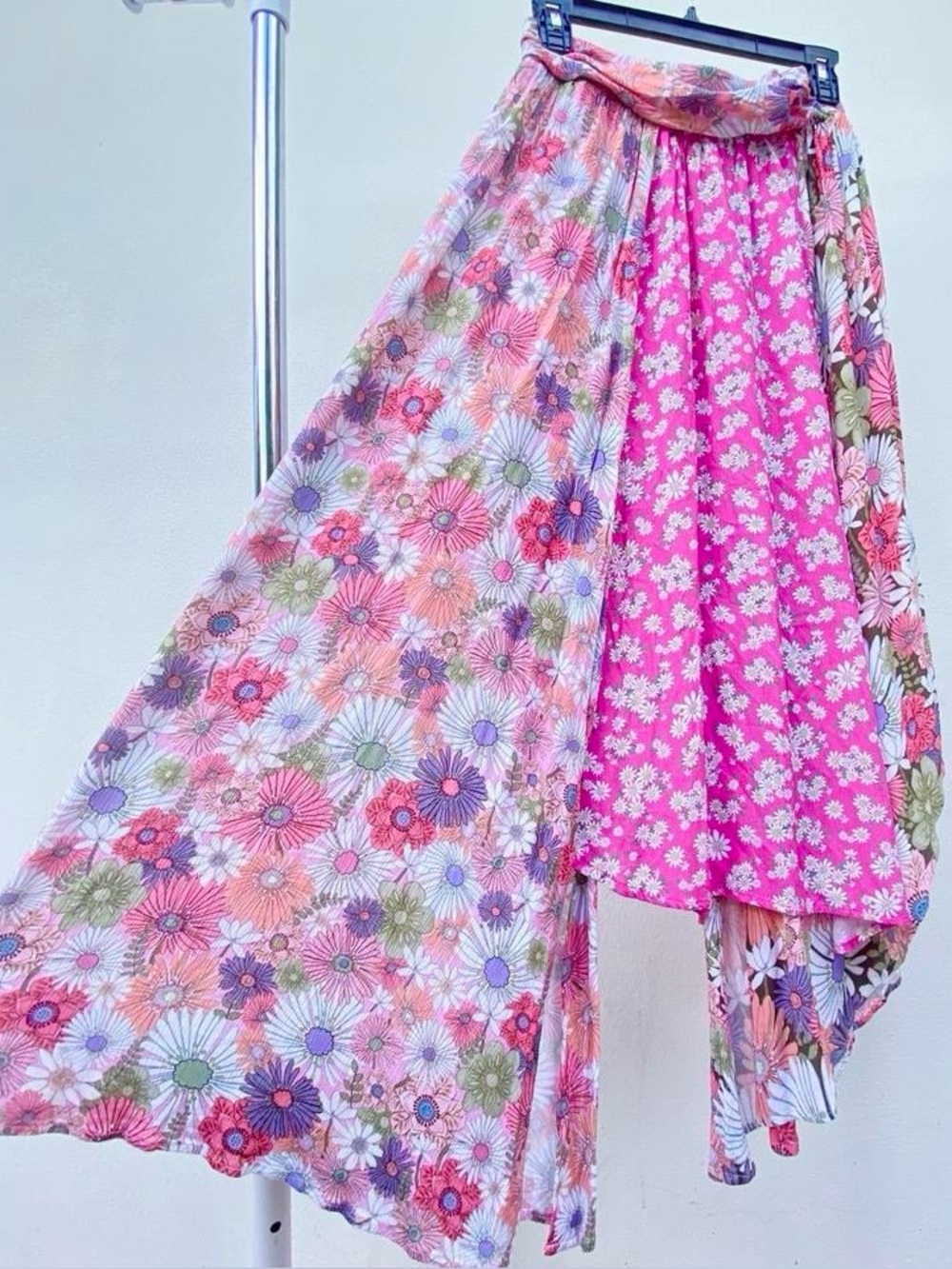Agua Bendita Pink & White Multicolor Floral Patchwork Asymmetrical Maci Skirt Si